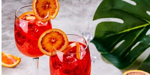Campari Spritz >>> Aperol Spritz - Here's How To Make Our Drink Of The Summer