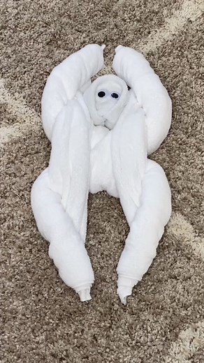 Towel Monkey Folding Tutorial | Creative Towel Hacks