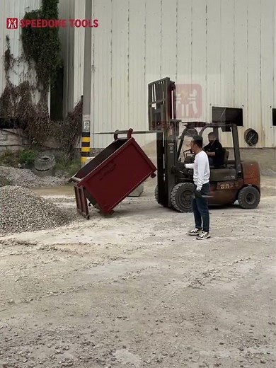 Forklift Hopper – Four Sided Side Opening Material Hopper Speedone