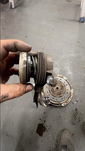 Central Slave Cylinder replacement #shorts