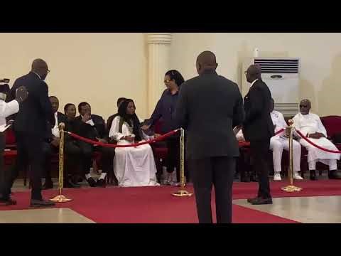 Décoration à titre posthume de l'animateur Consty Eka en côte d'ivoire.