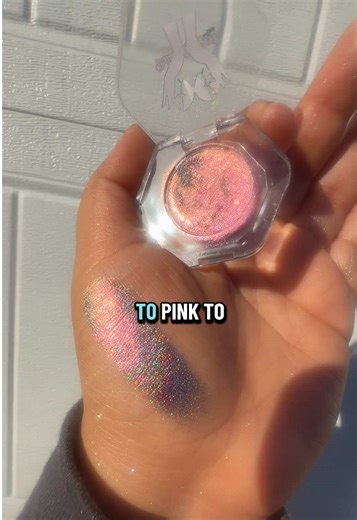 Discover the Magic of Rose Rift: Multichrome and Holographic Eyeshadow