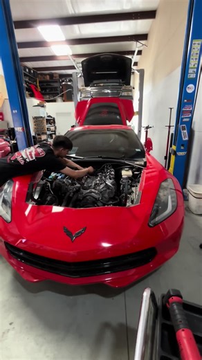 Engine remove and replace on this c7, should have it dononday. . #racingdevelopment #gwatneyperformance #c7 #corvette #lt1