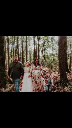 Alexandra Grace Lowther on TikTok