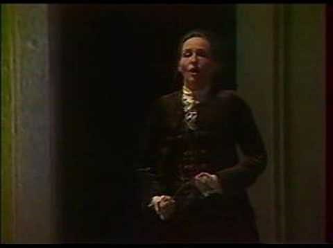 Federica Von Stade : Cherubino's "Voi che sapete" - 1980