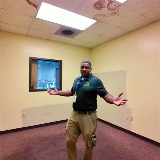 No Carpet Maintenance = Worn-Out Floors Fast. Protect the look. Protect the lifespan. #viral #fyp