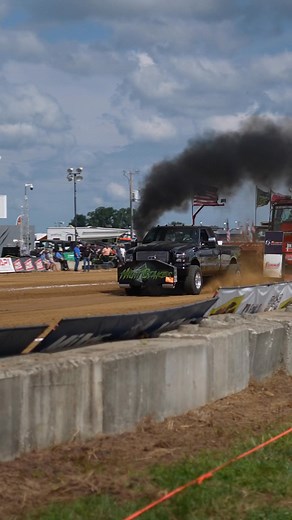 147 reactions | Now THAT'S a pull - truck earned every inch. Who's ready to make their rig pull harder next weekend? #PoweredByScience #HotShotsSecretMotorsports #HotShotsSecret #DieselPerformance #HotShotsNation #TowRig | Hot Shot's Secret | Facebook