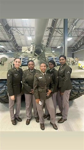 Happy Veterans Day babygirl , I’m so proud of u , love u xoxox #army #armystrong #armyveteran #armymom #armymomstrong #monroela #Louisiana | Catilla Sampson Lewis