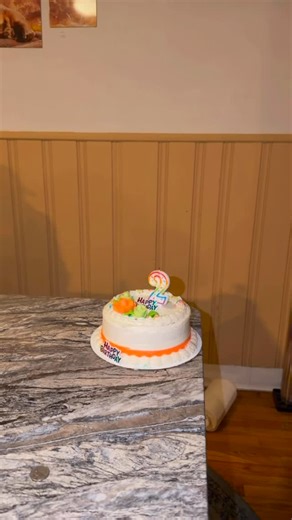 Gi Quintiliano/Morena jambo♥️🚀💪🏽 on Instagram: "Nao é sobre minha idade atual,kkkk é sobre meu estado mental kkkkk Eles: Vc não é louca??? Me: EU SOU 🤣😂🤭#louca #crazy 🌸 #reelsvideo❤️ #viral #22"