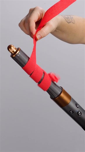 One way, or another. Pioneered to create clockwise and anti-clockwise curls, the original Dyson Airwrap™ multi-directional barrels are topped with a heat-protected cool tip that simply twists to change the way of airflow – self-wrapping hair in both directions. Removing the need to change attachments. Innovation not imitation. Discover more here: http://ms.spr.ly/6183cgAPv | Dyson