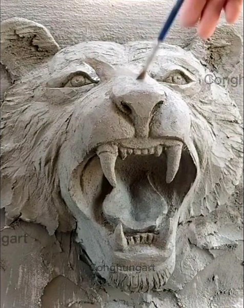 Amazing cement tiger head sculpture