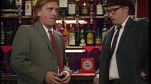 bottom - s01e01 smells