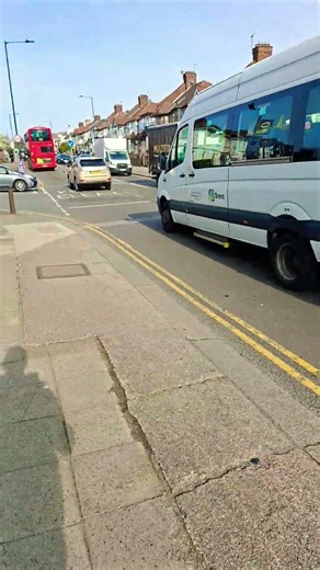 Traffic Terrific no Jubilee Line someone trespass the rail #london #italianoingranbretagna #uk