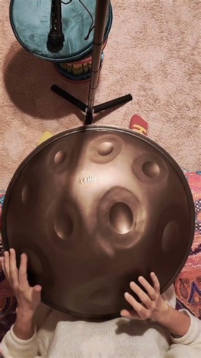 Handpan challenge, studying a new rhythm on a new layout.