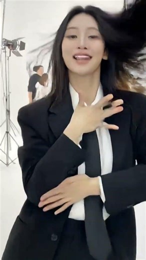 #dancechallenge w/AHRIN of MUSE