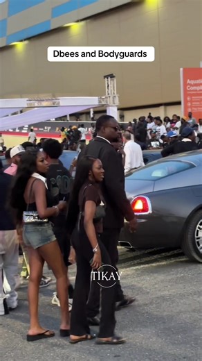 God of Dbees , Their Bodyguards were with them even at the music concert 🙌🏽😂 #richlife #richkids #ghanaians #fun