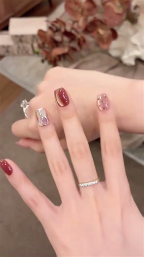 Glam Autumn Nails: Durable Armor Manicure Ideas