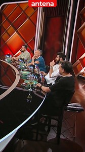 A fost o onoare pentru mine"🤩 Dudu Dragoș Andrei a fost surprins când Chef Sautner și Chef Popescu i-au întins cuțitul de aur🔪💫 | Chefi la cutite