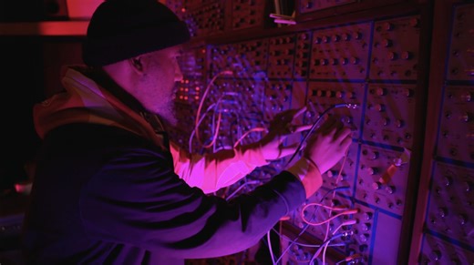 Morton Subotnick’s ‘Sidewinder’, Performed Live At Tool’s Studio