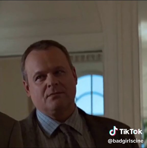 Leilani Sarelle is a Underrated Femme Fatale - Roxy in Basic Instinct | Instinto Selvagem - (1992) 👠 #basicinstinct #basicinstinctmovie #catherinetramell #femmefatale #femmefataleaesthetic #edits #90s #90smovies