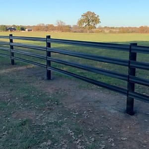 "I wanted to send you a quick video of our progress. The product itself is top shelf! Not bad for a couple of city boys!" Brian, TX Thank you, Brian, for sending in the video update of your Flex Fence® project. Your installation is looking really good! 📹 Black 525 Plus Flex Fence® 👇 https://www.rammfence.com/fence/flex-fence-for-horses/525-inch-plus-flex-fence #flexfence #horses #equestrian #horseproperty #rammfence | RAMM Fence & Stalls