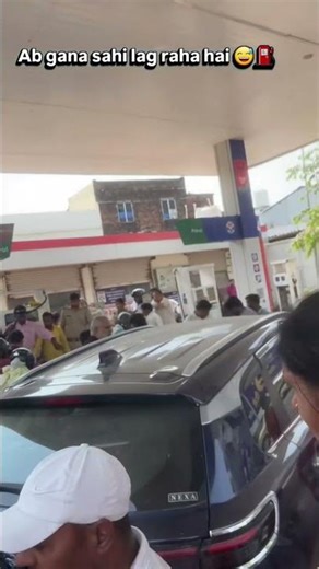 अब इस गाने का फायदा हुआ 😁 #gorakhpur #deoriaup52 #neelkamalsingh