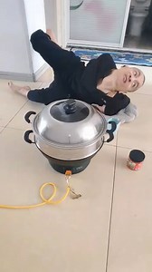 Paralysis paralysis man trying so hard to control his body to cooking food to eat | Verrell Bramasta