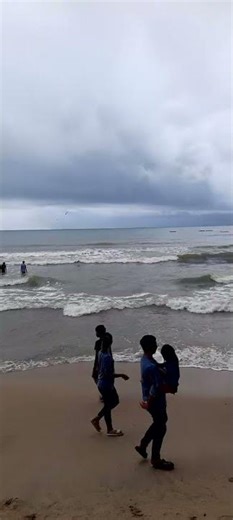 Pantai Pasir Putih Carita Banten