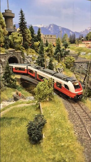 Der neue ÖBB Salzburger Desiro ML mit mehr Kapazitäten - Modelleisenbahn H0 1/87
