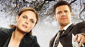 Emociones, despedidas y misterios protagonizan el conmovedor final de 'Bones'
