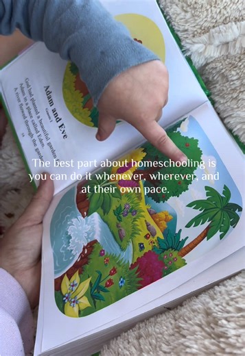 Homeschooling is about having freedom and being able to spend quality time with your kids! 🥰 #homeschool #homeschoolmom #realisticmomlife #homeschoollife #preschoolmom