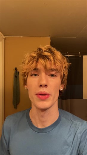 Devon (@devonhenby_)’s video of song with lyric