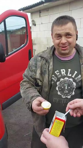 Car Headlight Cleaning Tips for a Brighter Shine