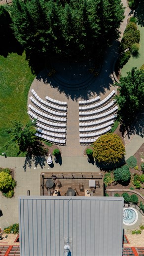 Hartman Events | Adirondack Wedding Planner on Instagram: "Congratulations! You’re engaged! 💍🥂 You’ve celebrated, called family & friends, and now you’re starting to think about your wedding day. I’m sharing some tips that every newly engaged couple need to know when planning a wedding… 1. Decide What’s Most Important Early. Decide what matters most to both of you early on in planning. This will help you make decisions along the way and help protect boundaries when suggestions come about. 2. S