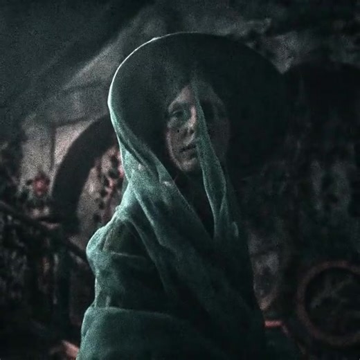 mia goth in guillermo del toro's "frankenstein".🎭 | Gothic to Death