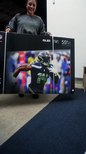 1.7K views · 21 reactions | Unbox the all-new TCL Q Class 4K #QLED TV with us!  This Q7 model packs performance with a High Brightness PRO display, Full Array PRO local dimming, a 120 Hz panel, 240Hz VRR gaming and so much more. Which feature are you most excited about? Discover more about this model, and many others, by visiting go.tcl.com/2023TVLineup | TCL Electronics | Facebook