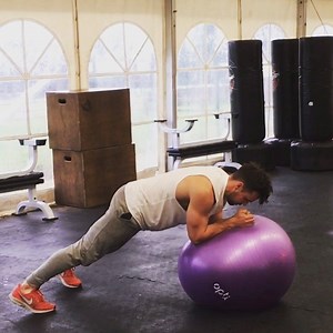 Crunches causing you lower back pain? For a functional core and pain free fitness, step away from excessive sit ups and turn your eyes to the many more exercise that will shape and strengthen six pack abs.  go to www.theteamworkout.co.uk to get started. . #fitness #coreworkouts #lowerbackpain #abs #sixpack #workout #bootcamp #teamwork #fitfam #community #instafit #igfitness #mondaymotivation #gymtime #abworkouts #planks | The Team Workout | Facebook