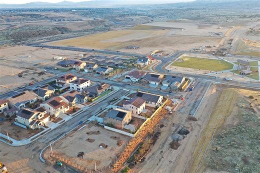 Ribbon-cutting kicks off Silverwood’s 15,000-home development in Hesperia, move-ins near - Victor Valley News