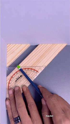 Quick Trick to Determine Wood Angles 🔥 #woodworking #carpentry #homedecor #shorts