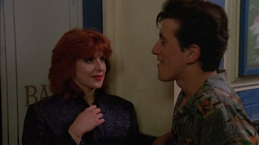 Starstruck (1982) (1080p)