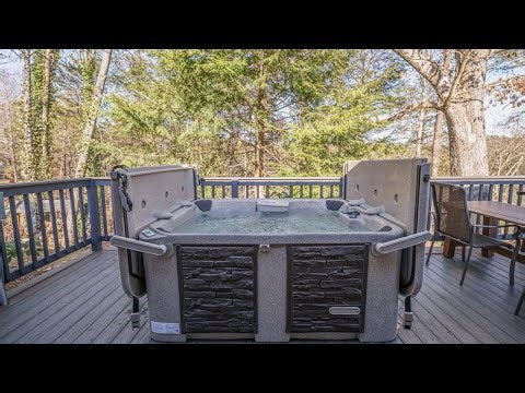 Wooded Bliss Hot Tub Cabin | Cabins in Pigeon Forge