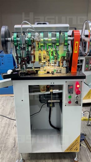 Hollow Snake Chain Making Machine #chainmakingmachine #chainweavingmachine