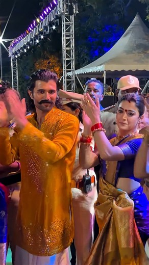 Rashmika Mandanna & Vijay Deverakonda Celebrate Saddula Bathukamma in Hyderabad ❤️ || C9Stars