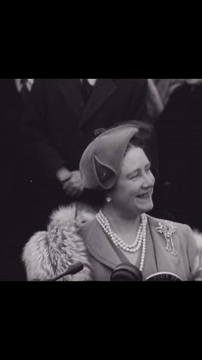 When the Queen Mother Outdressed the First Lady in 1954