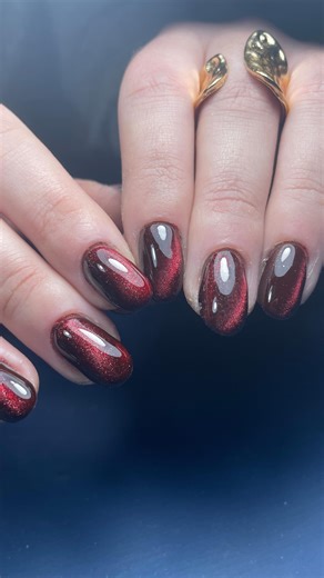 Ambre | Prothésiste ongulaire | Charlieu 42 on Instagram: "J’ai trouvé un métier dans lequel je me vois encore dans 20, 30 ans. Un métier que j’aime profondément. Bien sûr, il y a des jours avec, des jours sans. Des petites tâches moins fun, comme partout. Mais 80 % du temps, je n’ai jamais l’impression de travailler. Et pour moi, ça… c’est une vraie richesse ✨ Prothésiste ongulaire Charlieu 42 #onglecharlieu #ongleroanne #charlieu #roanne #prothesisteongulaire"