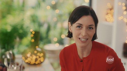 Mary McCartney's Towering Cherry Trifle delivers on the flavor *and* the wow factor 😲 🎉 A new season of #MaryMcCartneyServesItUp is streaming now only on discovery : https://links.discoveryplus.com/PByRH1RKTgb! 🎉 | Food Network