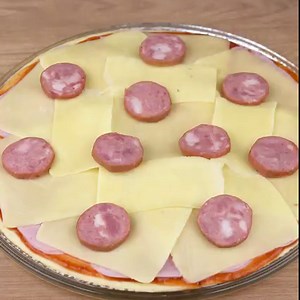 404K views · 3.4K reactions | The easiest pizza ever! Ready in 6 minutes. | That Recipe | Facebook