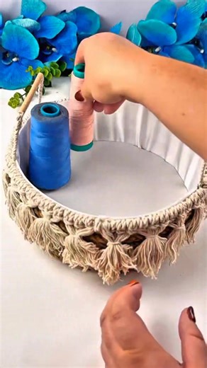 178K views · 2.1K reactions | You won’t find such a basket in any store! A creative DIY idea using jute and macramé! #handmade #diycraft #craft #DIY #handicraft #creative #ideas #fyp | Nenah Hayati | Facebook
