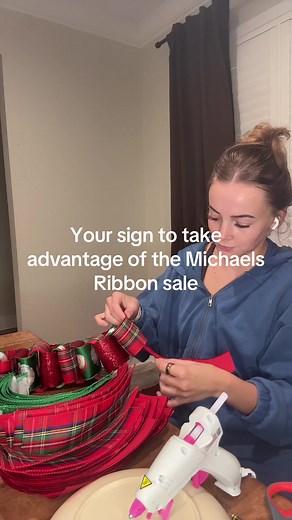 Creative DIY Christmas Decor Ideas with Ribbon