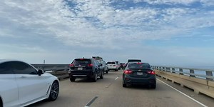 All lanes open again after oil on Causeway southbound cleaned up